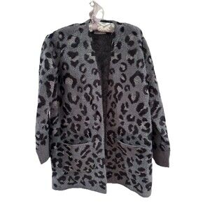NEW Animal Print Cardigan Size Small Thick Fuzzy Cozy Urban Pockets CYRUS
